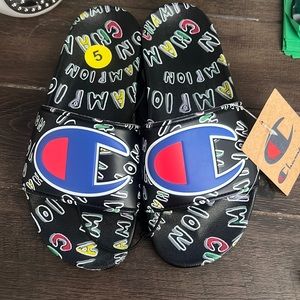 NWT CHAMPION slides size 5 youth